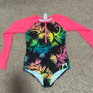 Girls Under Armour Long sleeve swimsuit